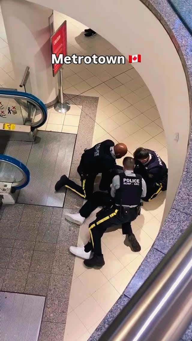 Post 2 by VANCOUVER 🇨🇦 on Instagram (video)