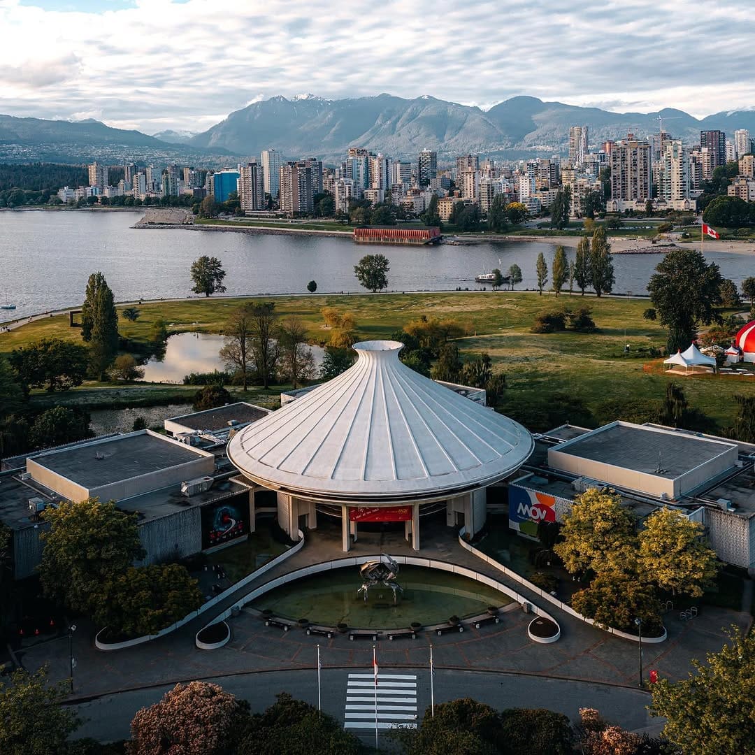Post 10 by VANCOUVER 🇨🇦 on Instagram (image)