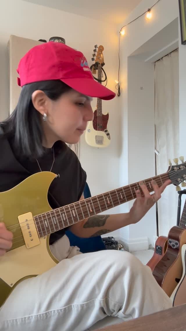 Post 2 by Camila Milla on Instagram (video)