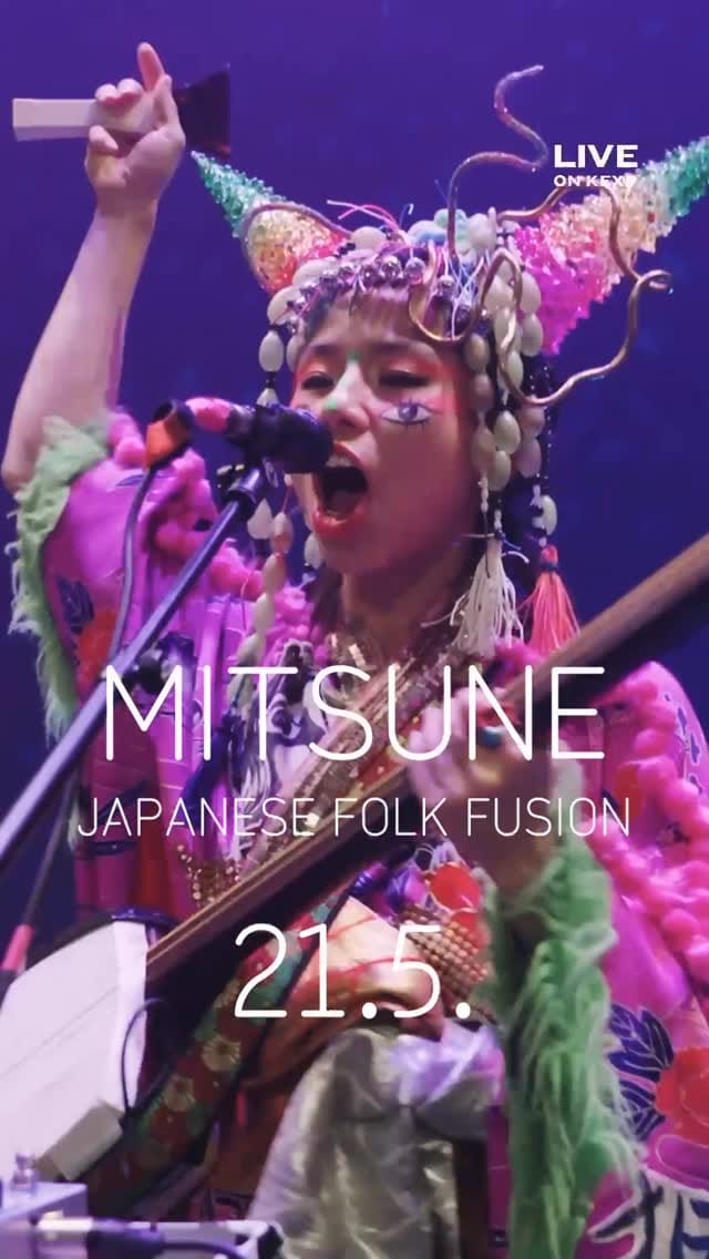 Post 6 by Mitsune 蜜音 on Instagram (video)