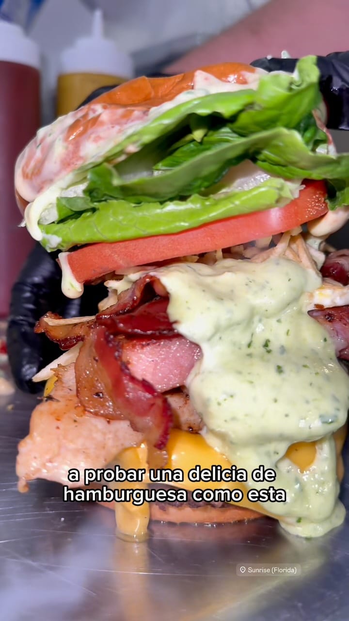 Post 7 by LOS CHAMOS on Instagram (video)