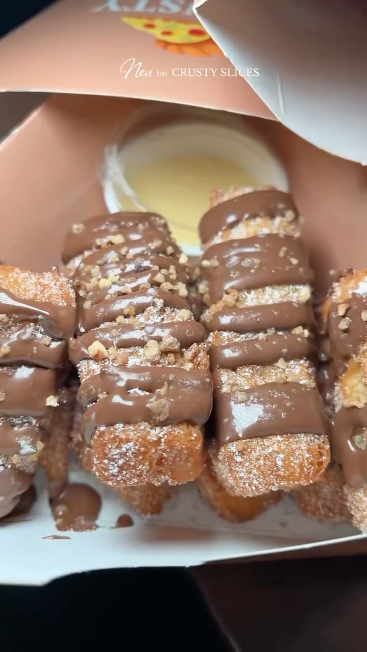 Post 3 by Crusty Slices 🥐🍕 on Instagram (video)