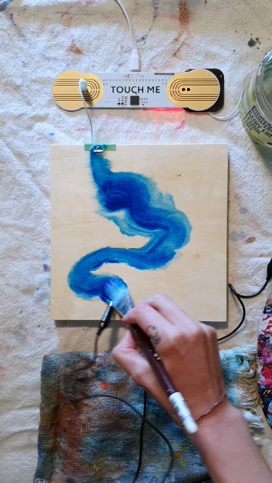 Post 9 by Luna Charlotte Art on Instagram (video)