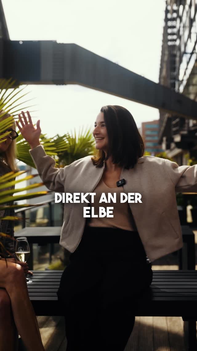Post 1 by am kai | restaurant. seafood. drinks. elbblick. (Au Quai) on Instagram (video)