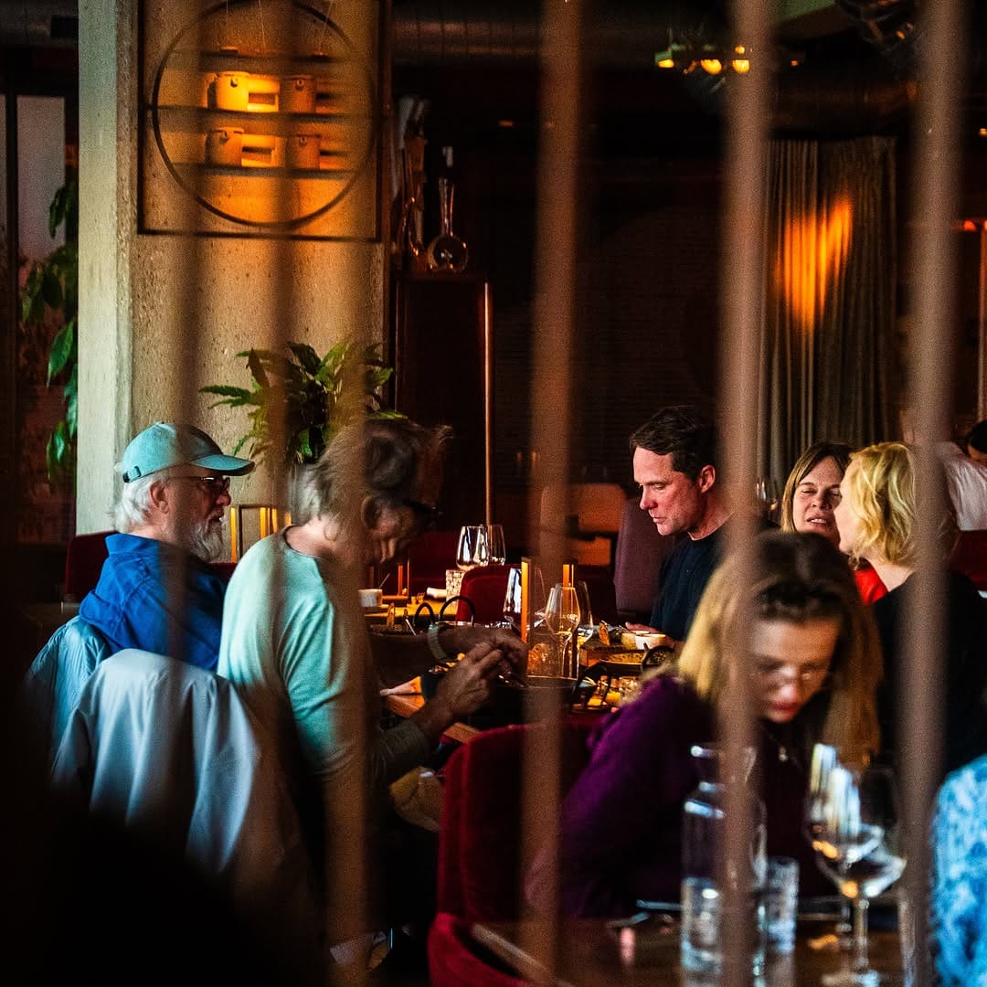 Post 4 by am kai | restaurant. seafood. drinks. elbblick. (Au Quai) on Instagram (image)