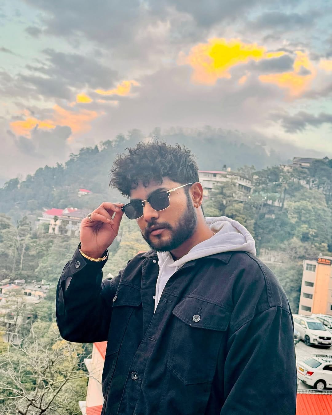 Post 2 by KHAUF🇨🇦🇮🇳 on Instagram (image)