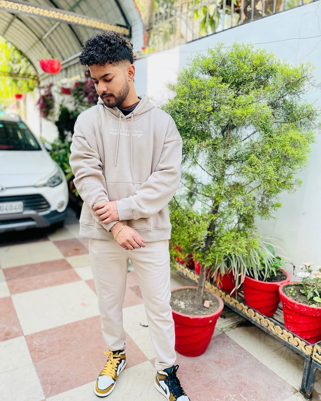 Post 6 by KHAUF🇨🇦🇮🇳 on Instagram (carousel)