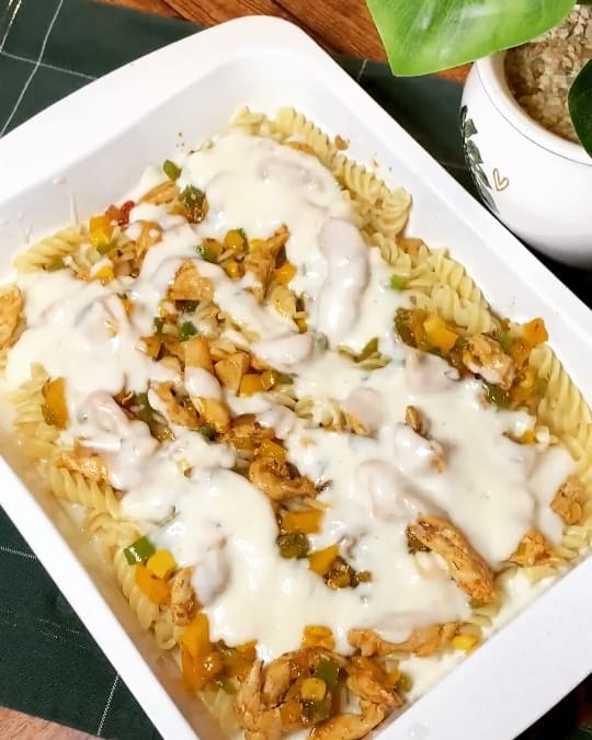 Post 3 by طبخكم & وصفات سهلة ولذيذة😍 on Instagram (video)