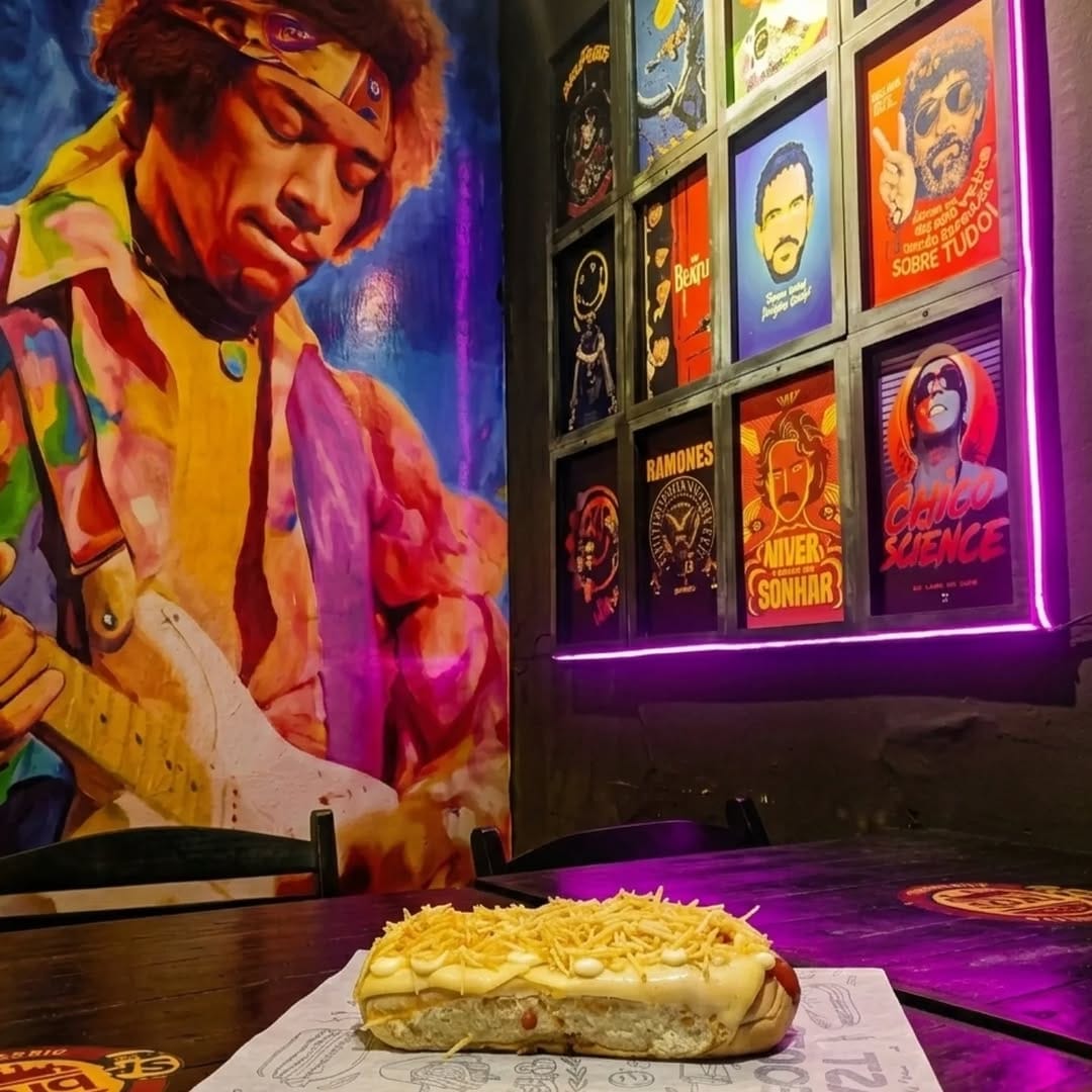 Post 3 by BRO'S BURGUER on Instagram (image)