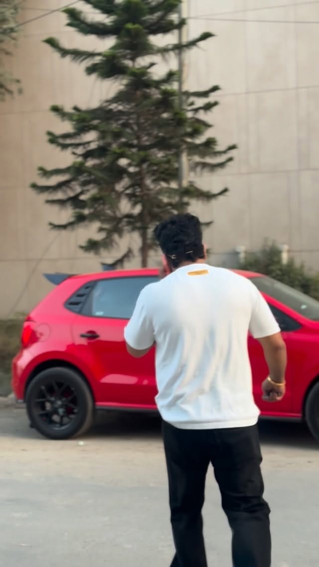 Post 5 by ritik sammi on Instagram (video)