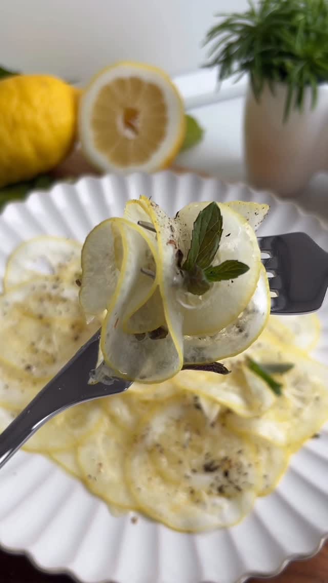 Post 6 by Hatice‘s Rezepte on Instagram (video)