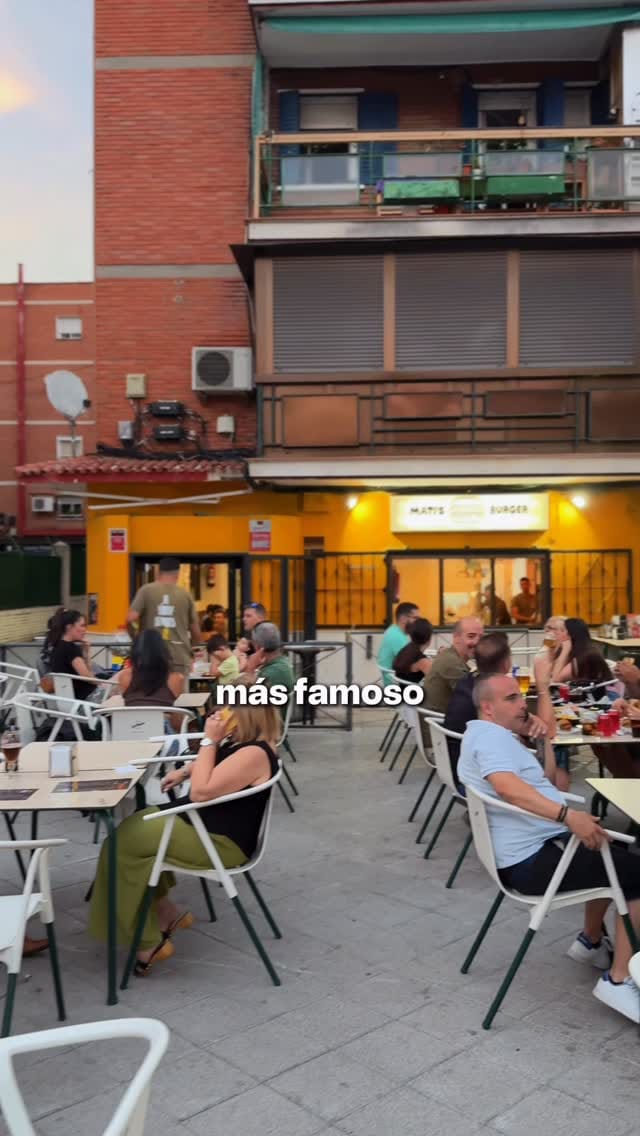 Post 9 by Mati’s Burger / Buffet ilimitado de Hamburguesas on Instagram (video)