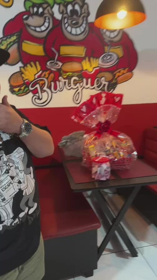 Post 5 by metralhas burguer ZN - SP on Instagram (video)