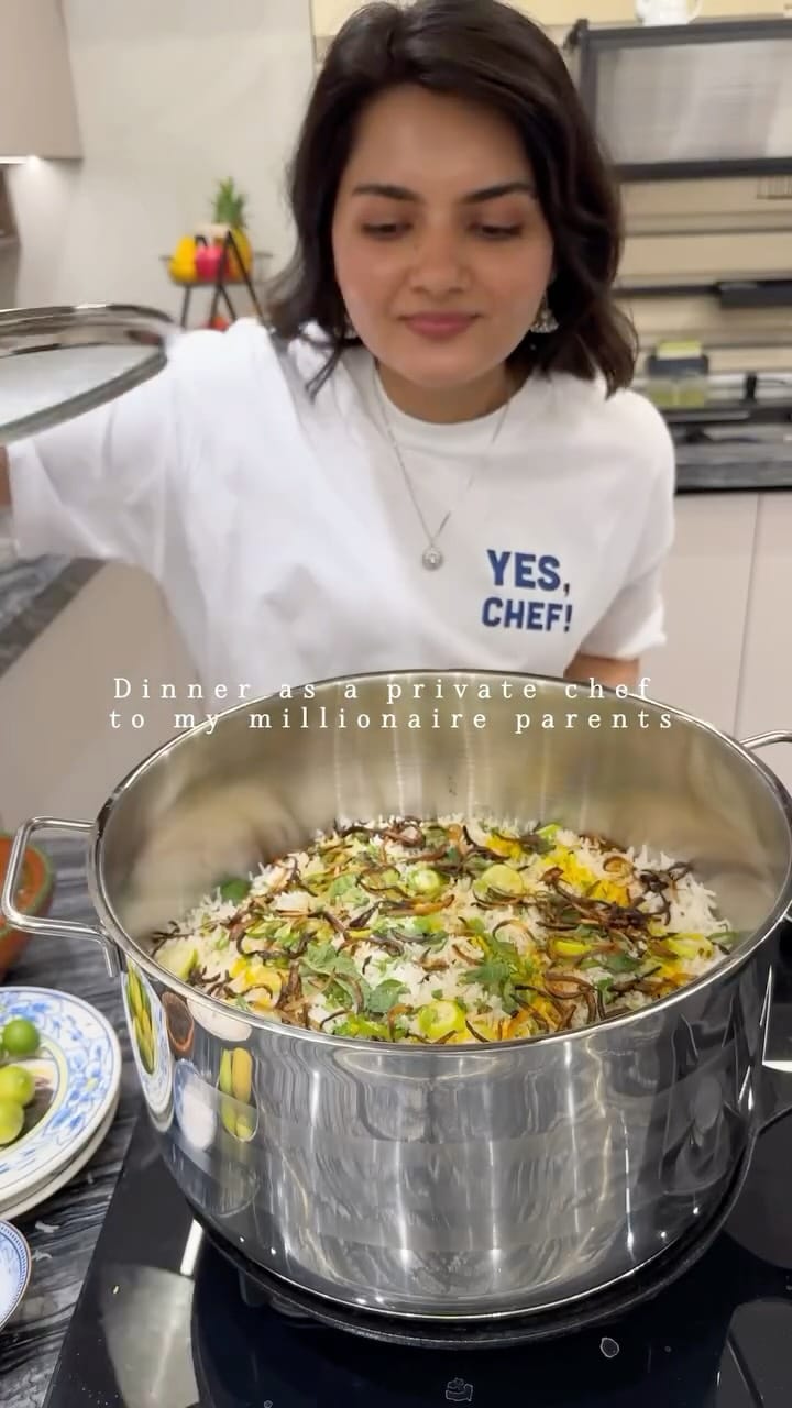 Post 10 by Ayesha Mahboob on Instagram (video)