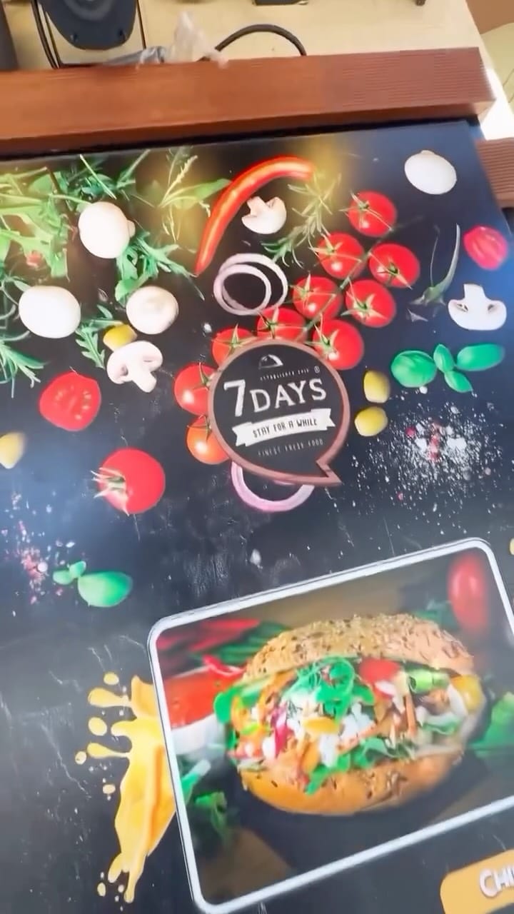 Post 2 by Wir definieren den Döner NEU😋 on Instagram (video)