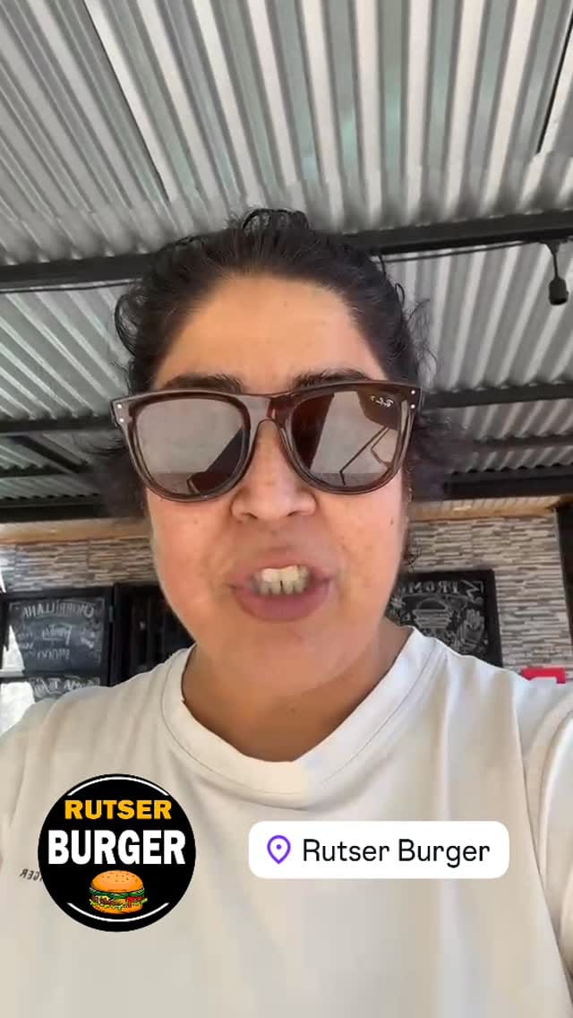Post 5 by Comida rapida on Instagram (video)