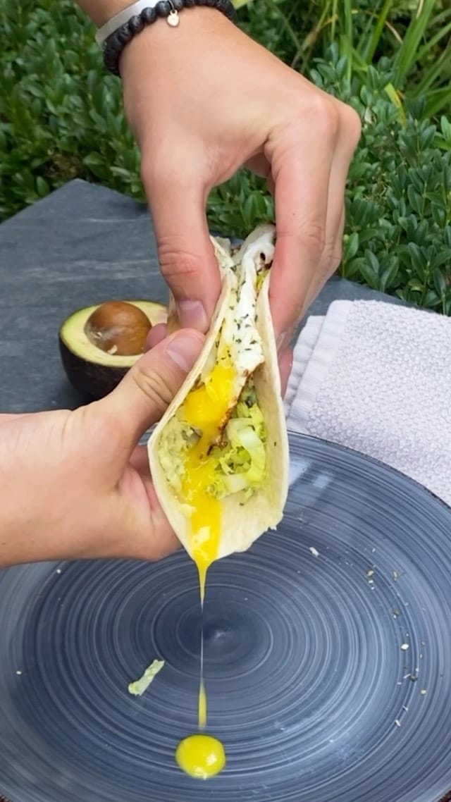 Post 9 by Vegetarische & Vegane Rezepte on Instagram (video)