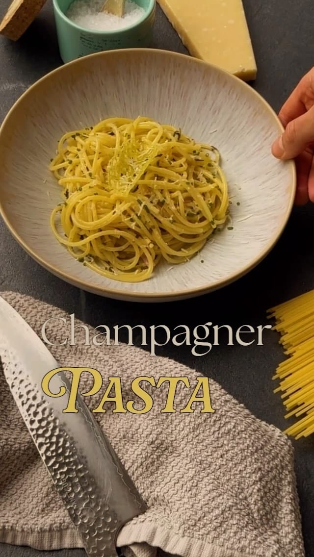 Post 3 by Vegetarische & Vegane Rezepte on Instagram (video)