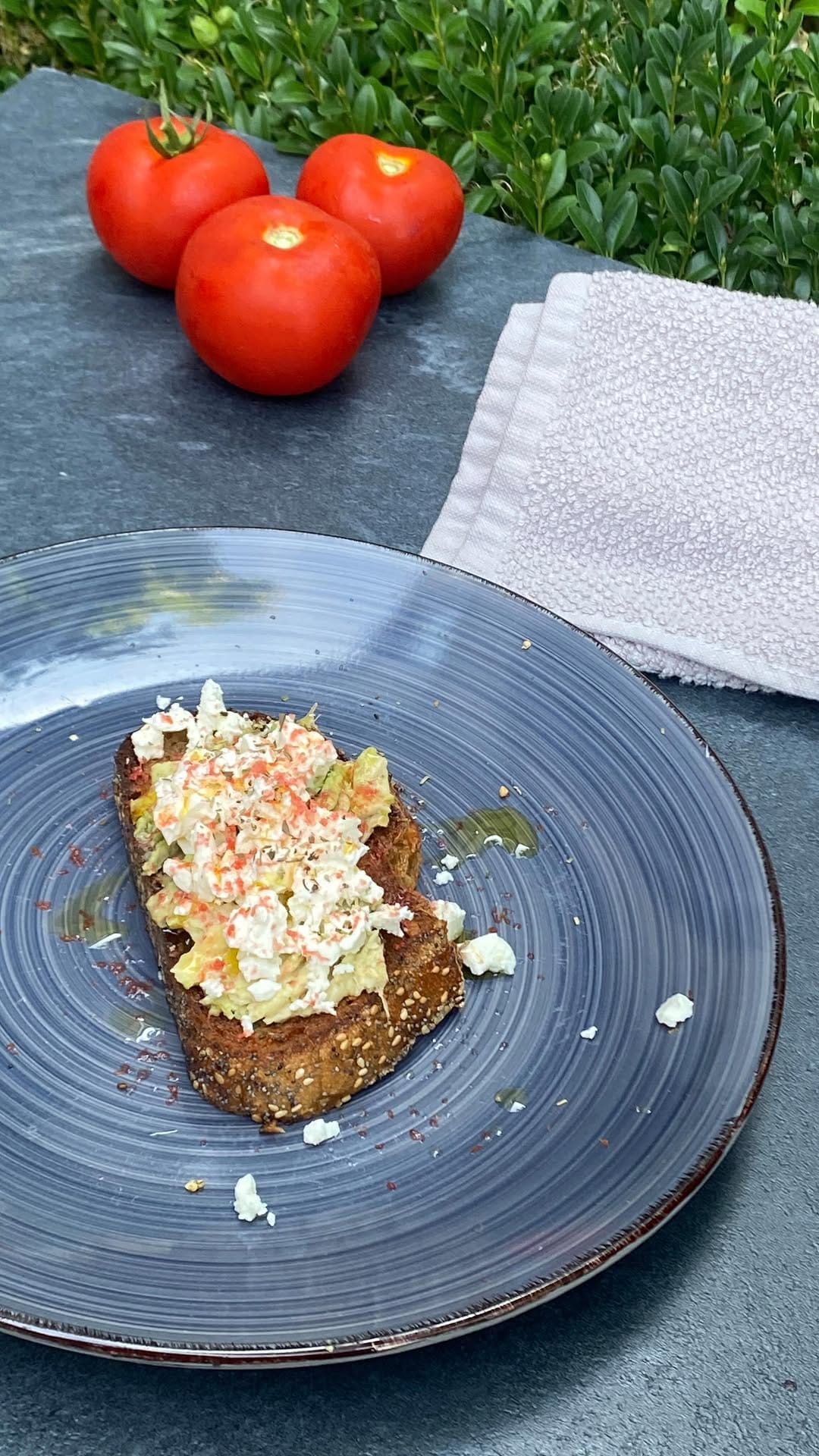 Post 8 by Vegetarische & Vegane Rezepte on Instagram (video)