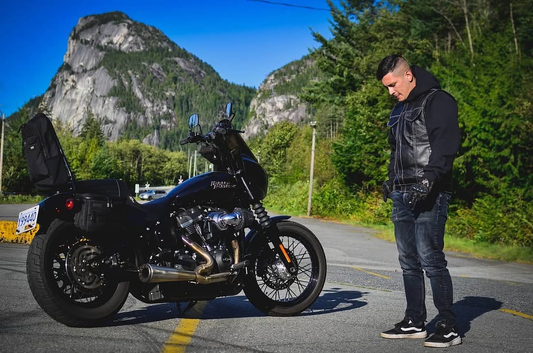 Post 9 by Bilis Motorcycle Apparel Ltd. on Instagram (image)