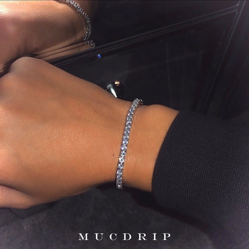 Post 6 by MUCDRIP™ on Instagram (image)