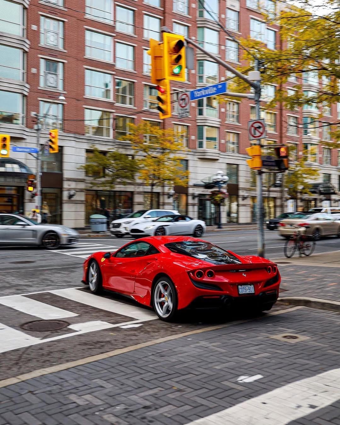 Post 5 by 🇨🇦 ON Hottest Whips & Meets 🇨🇦 on Instagram (carousel)