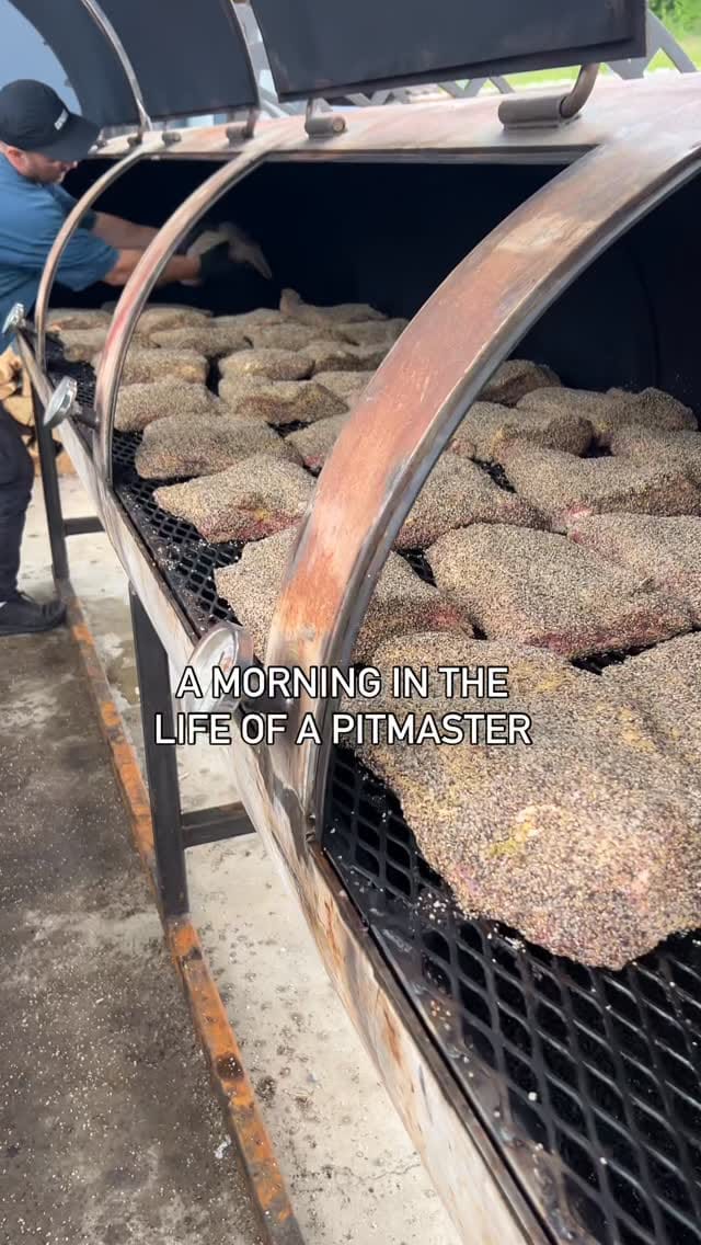 Post 8 by SMOKED BBQ | FOODTRUCK | CATERING on Instagram (video)