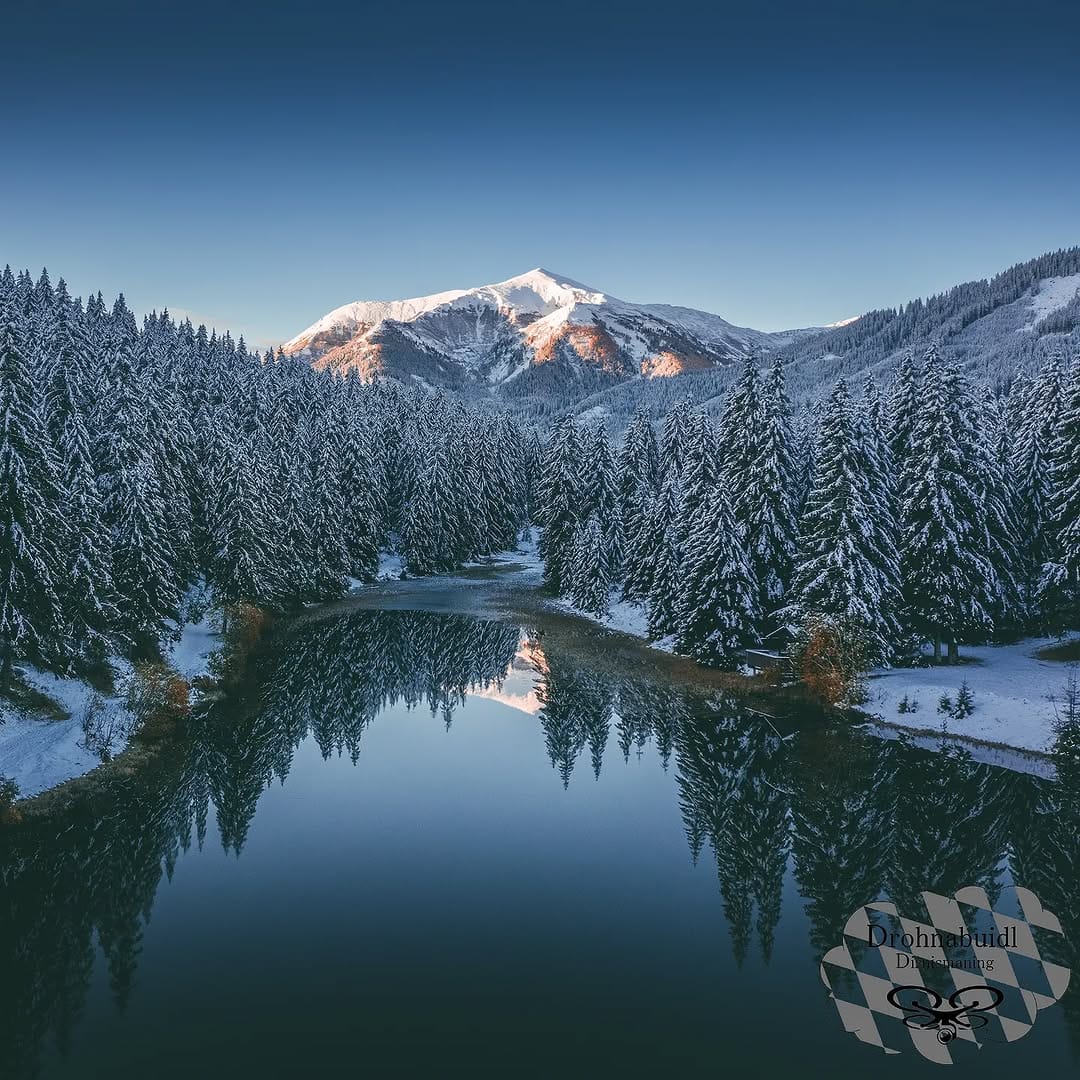 Post 10 by Ralf Hallmann | Drohnenpilot und Fotograf on Instagram (carousel)