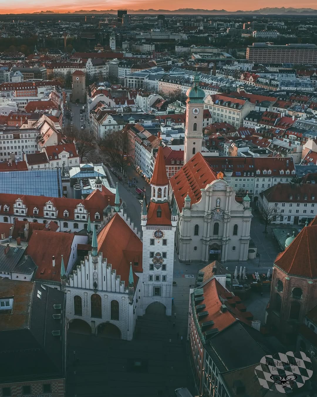Post 9 by Ralf Hallmann | Drohnenpilot und Fotograf on Instagram (carousel)