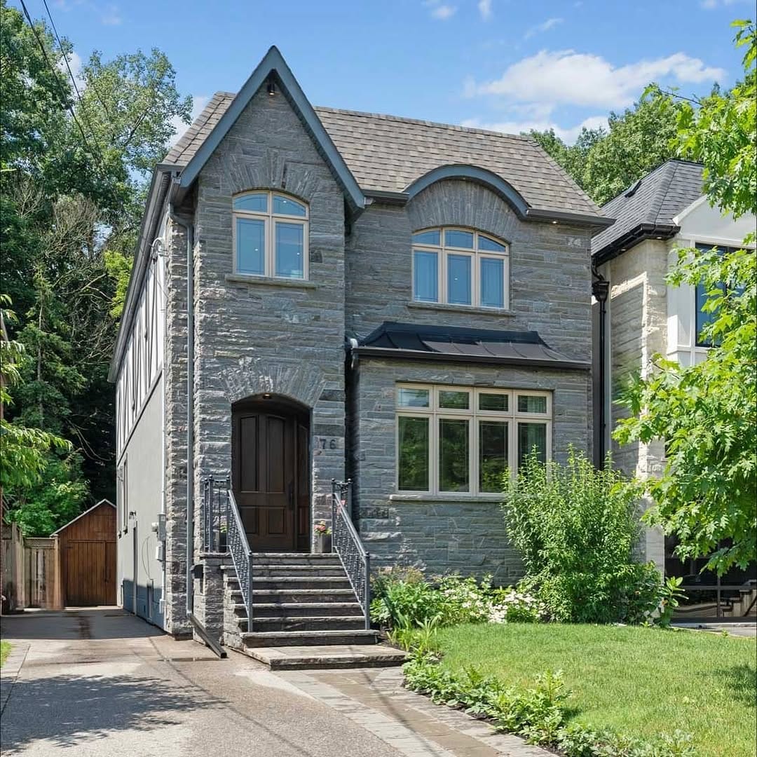Post 2 by Toronto Levels | Real Estate on Instagram (carousel)