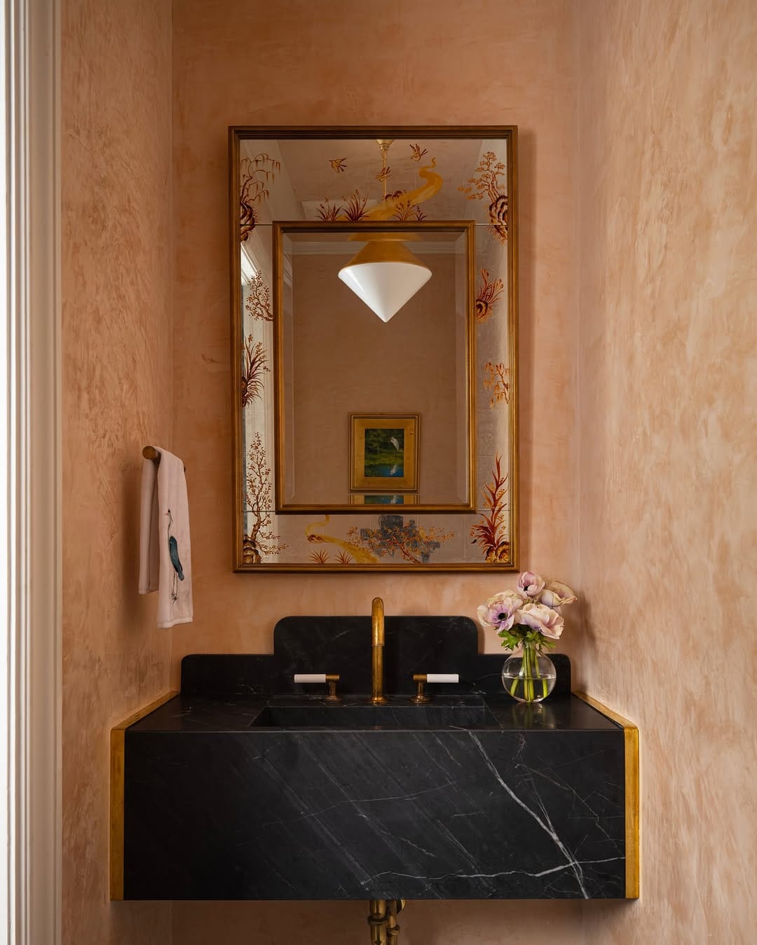 Post 6 by HC INTERIORS on Instagram (carousel)