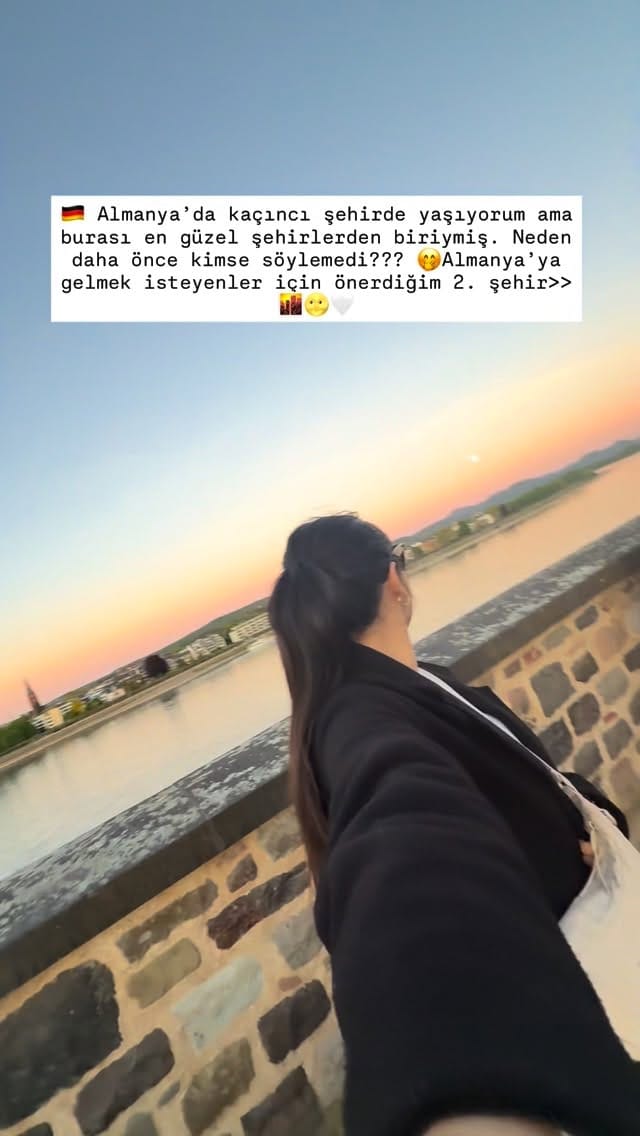 Post 5 by Neslinya on Instagram (video)