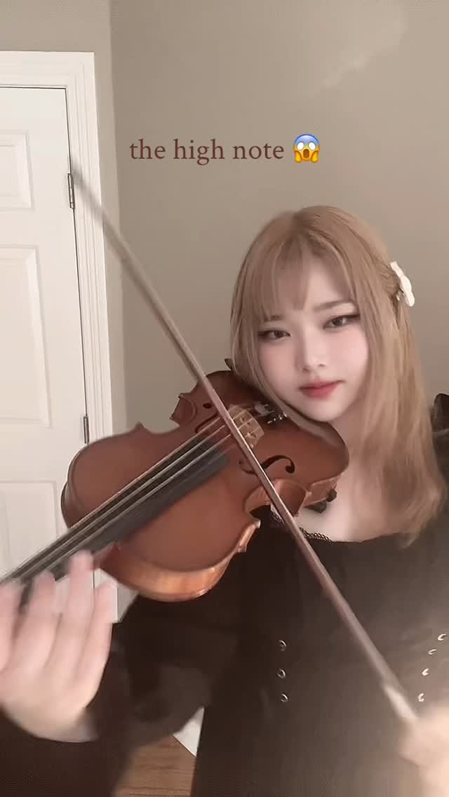 Post 8 by Anni Yu on Instagram (video)