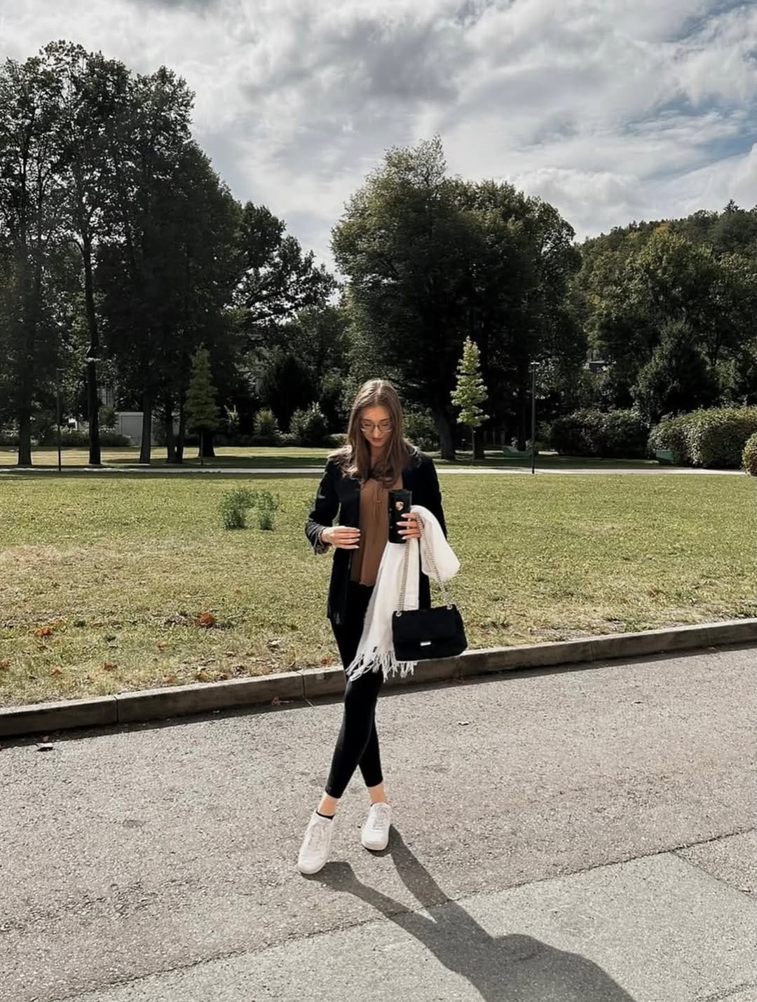 Post 3 by 𝐌𝐈𝐂𝐇𝐄𝐋𝐋𝐄 on Instagram (carousel)