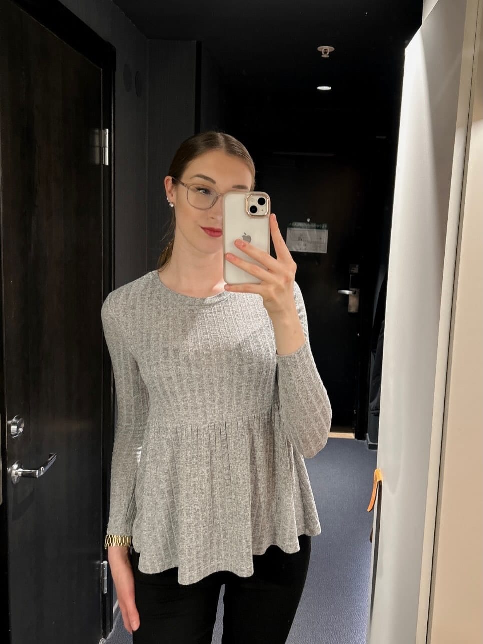 Post 4 by 𝐌𝐈𝐂𝐇𝐄𝐋𝐋𝐄 on Instagram (carousel)