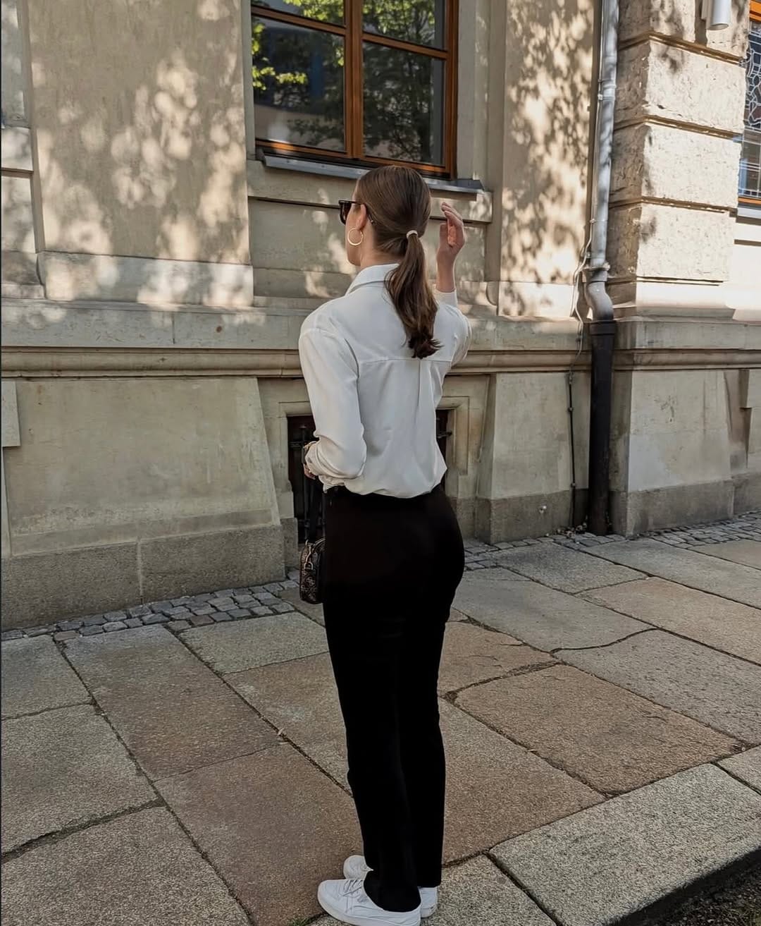 Post 5 by 𝐌𝐈𝐂𝐇𝐄𝐋𝐋𝐄 on Instagram (image)