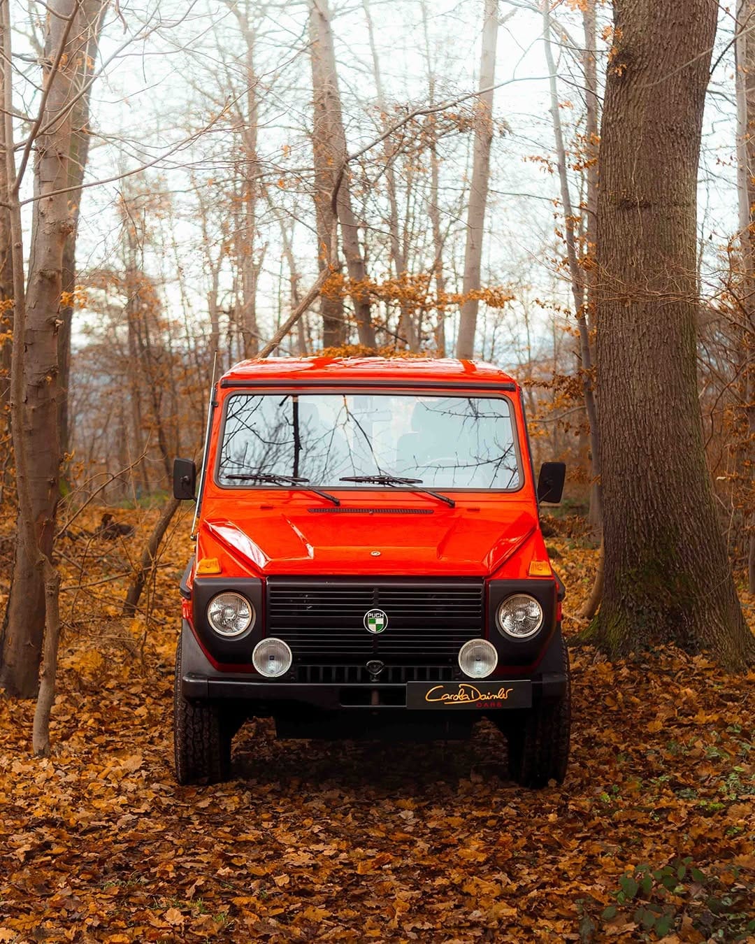 Post 9 by Carola Daimler Cars | classic & vintage cars on Instagram (carousel)