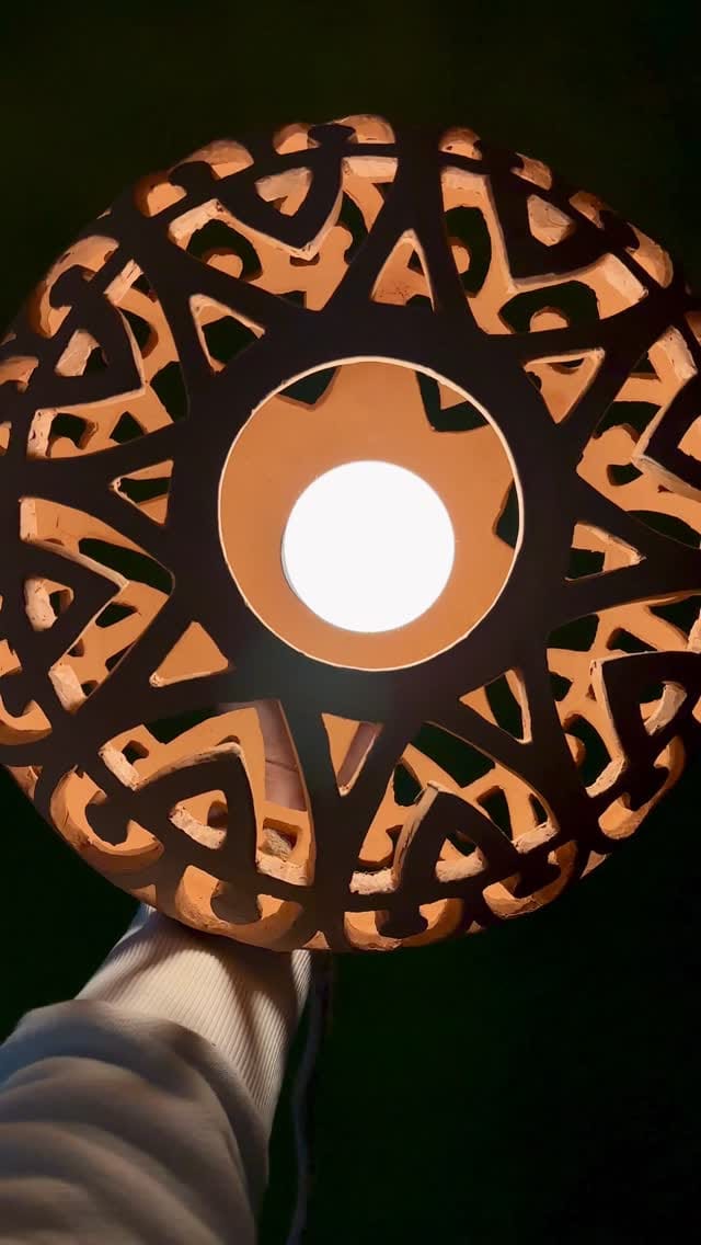 Post 10 by • KKS • Pottery & Ceramics on Instagram (video)