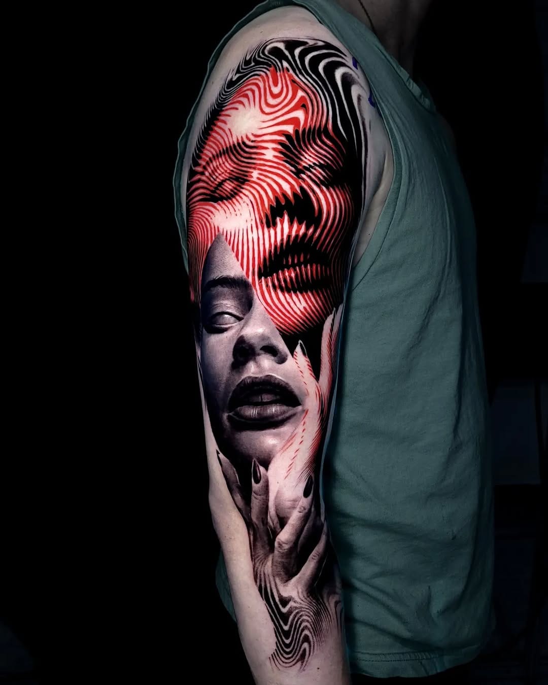 Post 10 by El niño.- tatuajes realistas on Instagram (carousel)