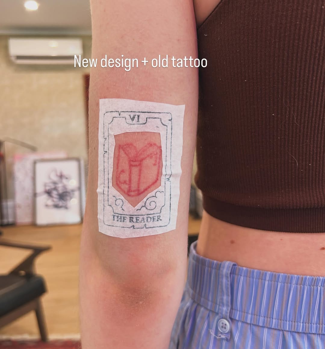 Post 8 by Zoe - Tattoo Artist on Instagram (carousel)