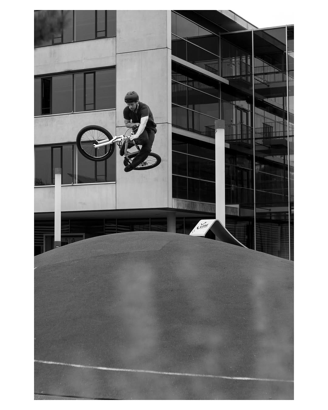 Post 2 by Erik Hölperl on Instagram (carousel)