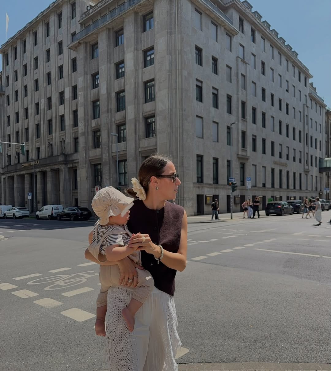 Post 3 by Jasmin Dounia | Diary of a first time Mom on Instagram (carousel)