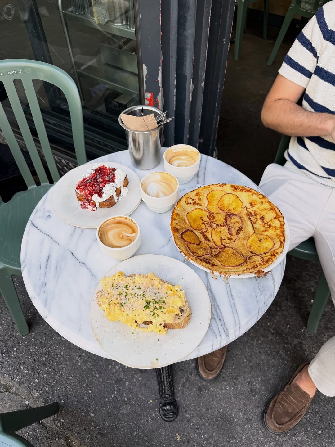 Post 6 by Jasmin Dounia | Diary of a first time Mom on Instagram (carousel)