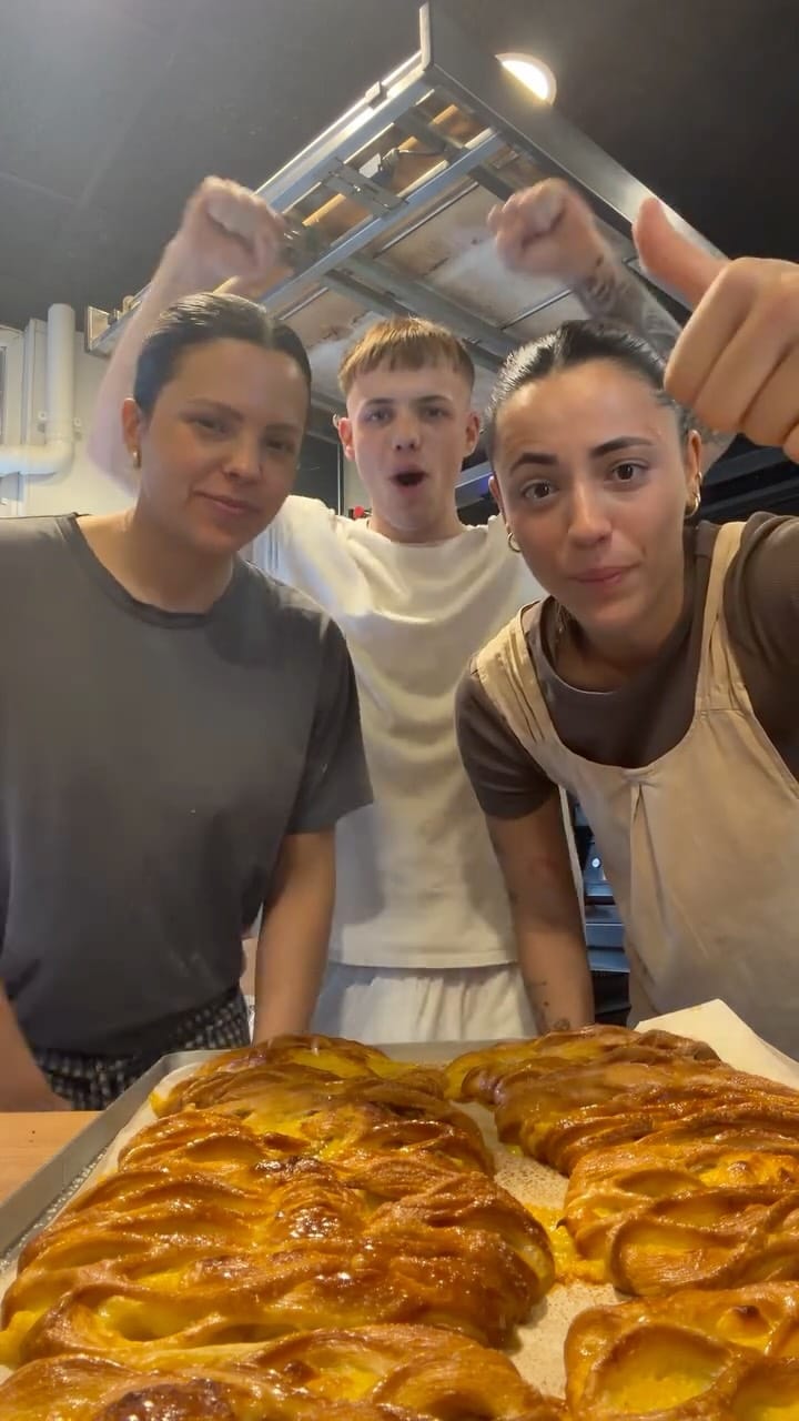 Post 8 by Delikatessen on Instagram (video)