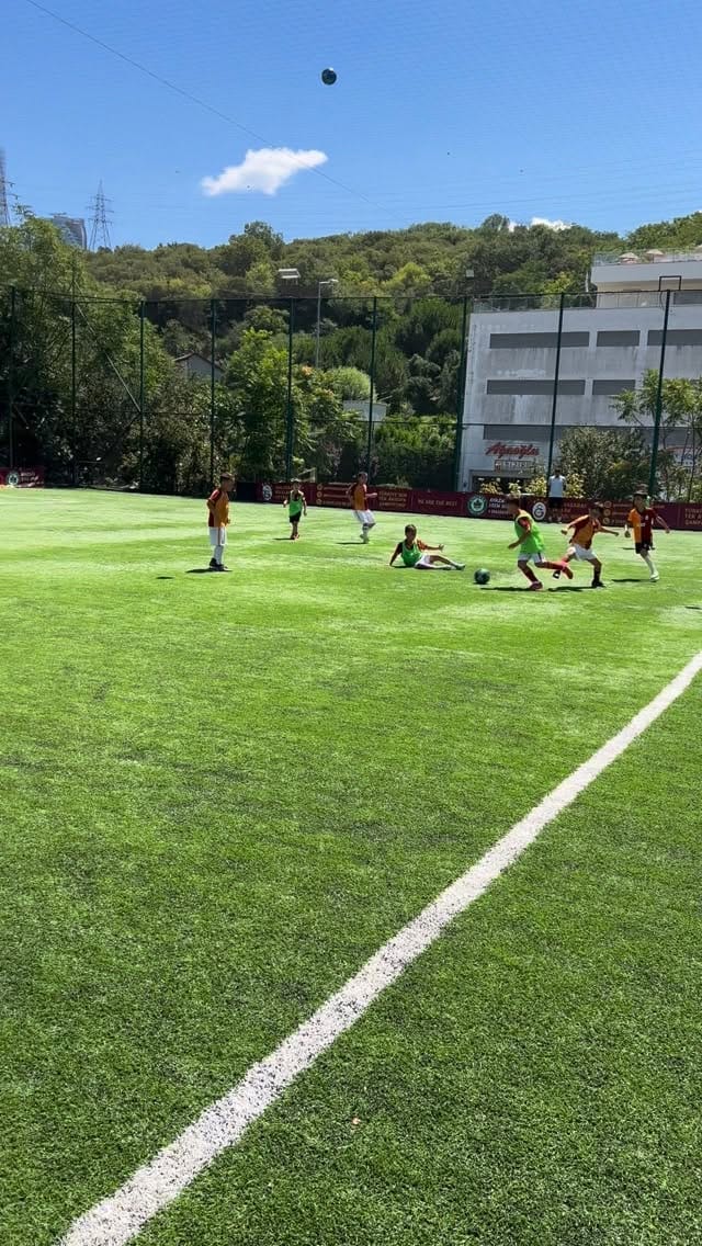 Post 7 by Aras&Ayaz on Instagram (video)