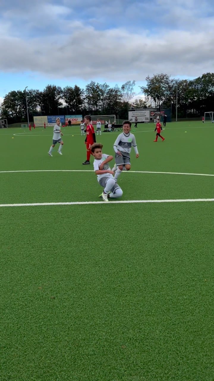 Post 10 by Aras&Ayaz on Instagram (video)