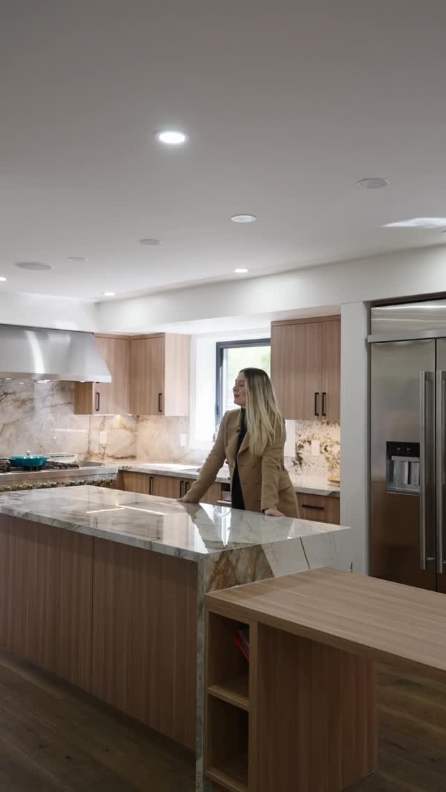 Post 4 by Téa -  Toronto Real Estate Broker, BComm ,MSc on Instagram (video)