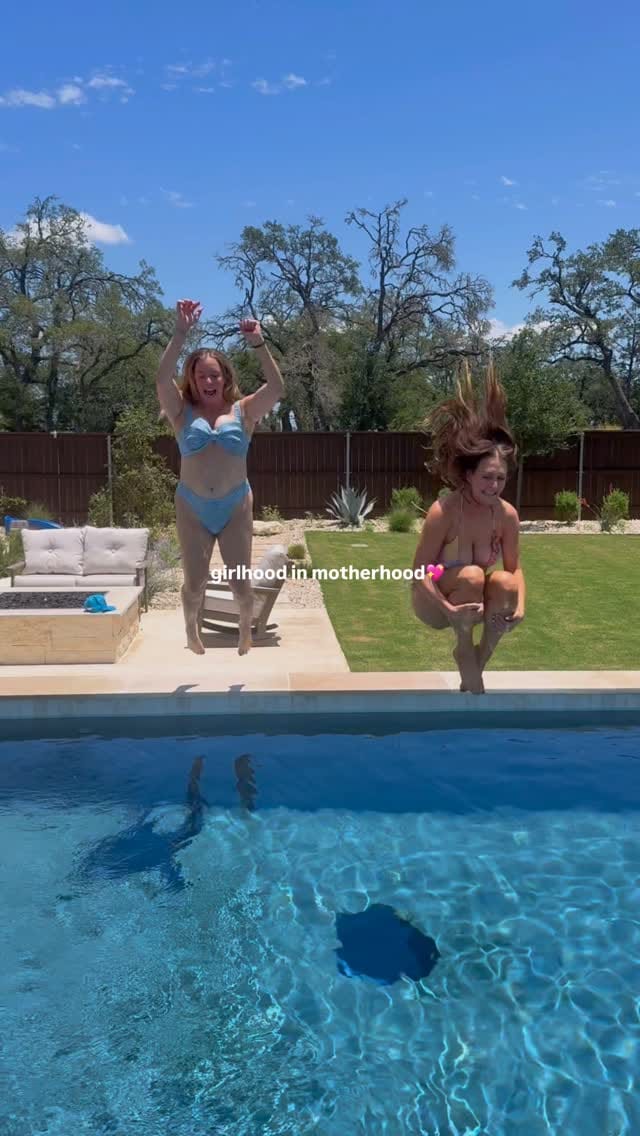Post 6 by Olivia Ivey-Davis - Skinny Hangover on Instagram (video)