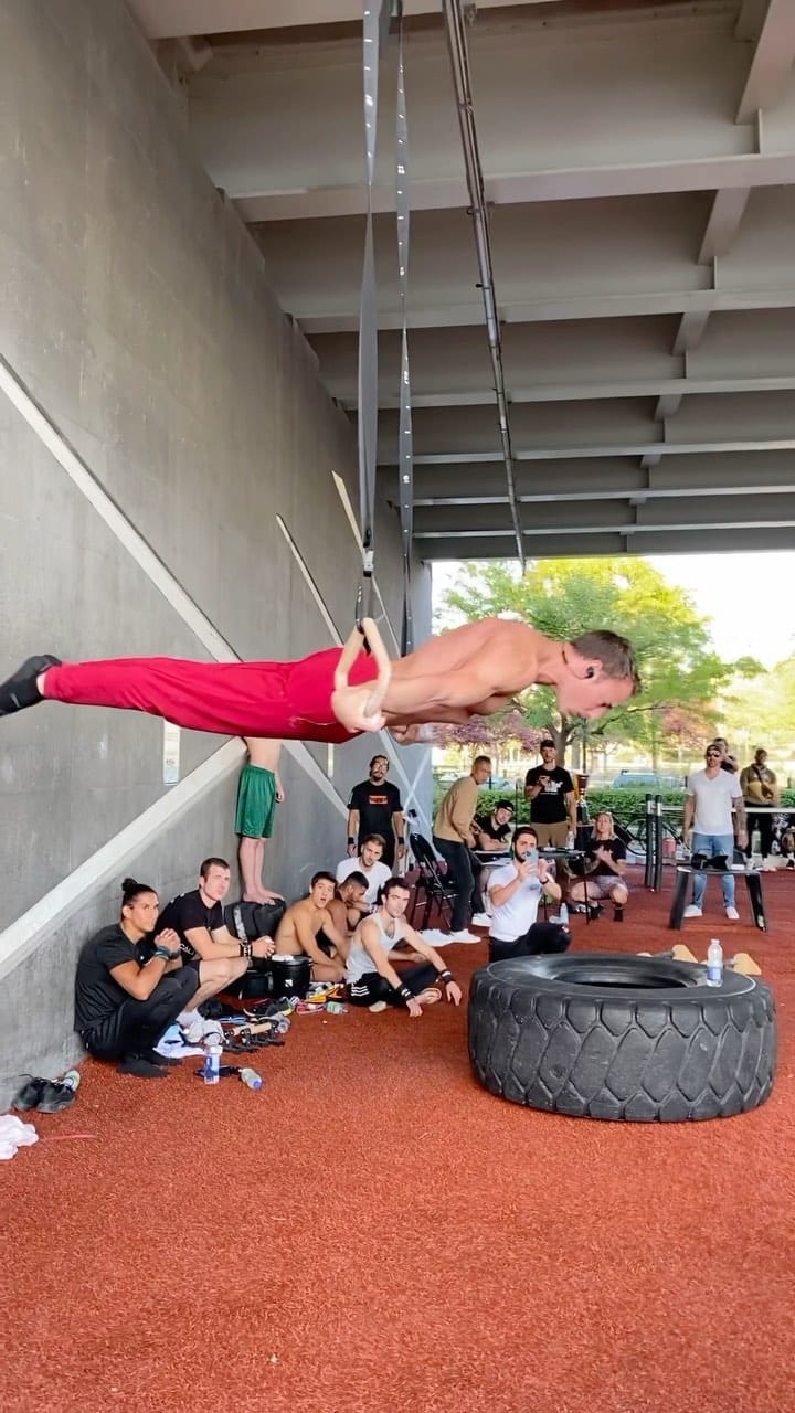 Post 8 by Vincent Bouchard on Instagram (video)