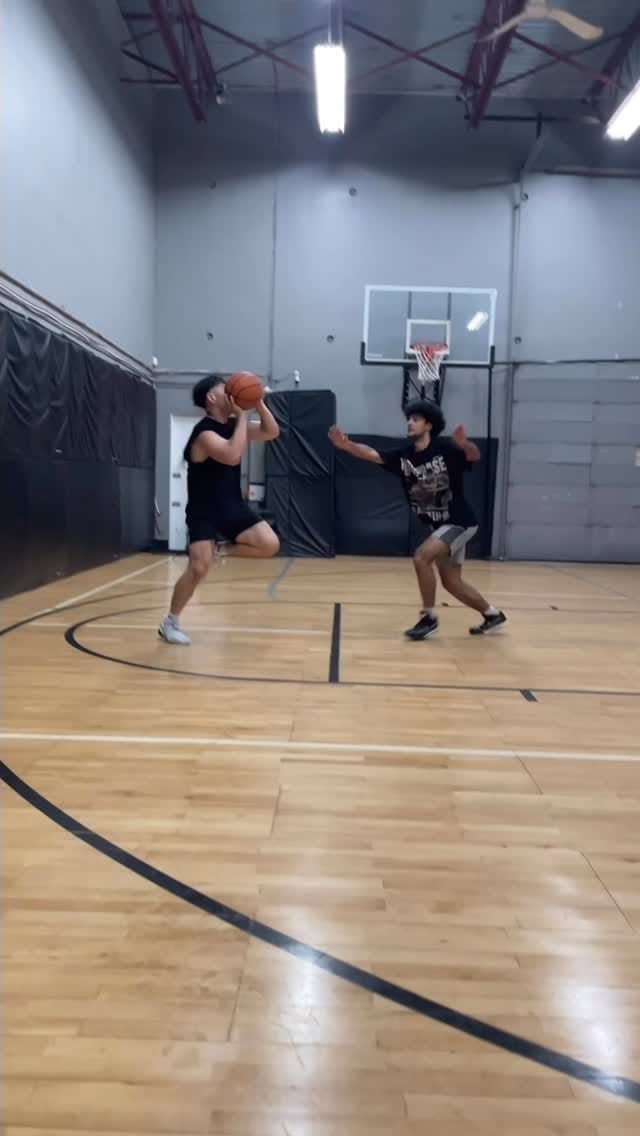 Post 6 by New King on Instagram (video)